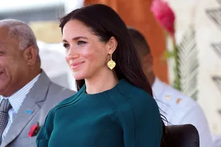 Еще не родился, а уже подарки дарят! Меган Маркл принимает презенты для будущего младенца