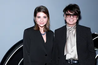 «Сделаю всё, чтобы ты гордился мной!»: дочь Валентина Юдашкина написала обращение к покойному отцу