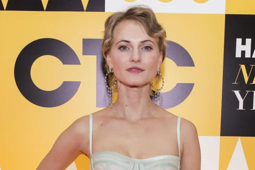 «Какие красивые!» В годовщину свадьбы Анна Бегунова показала фото с мужем «Какие красивые!» В годовщину свадьбы Анна Бегунова показала фото с мужем