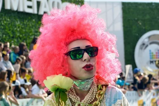 55-летняя Жанна Агузарова снялась обнаженной в поддержку российских футболистов 55-летняя Жанна Агузарова снялась обнаженной в поддержку российских футболистов