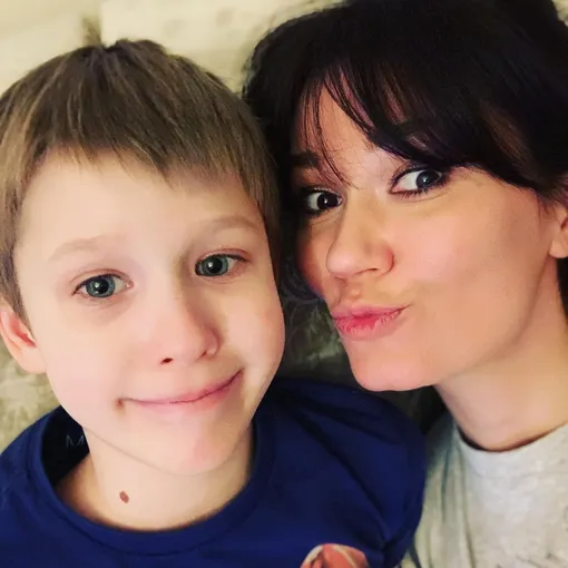 Наталия вместе с сыном