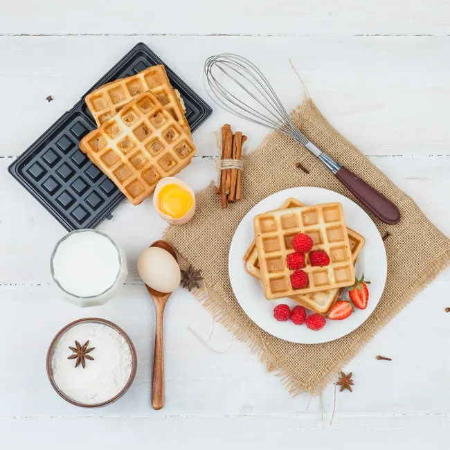 Не только вафли: 10 вкусных блюд, которые можно приготовить в вафельнице