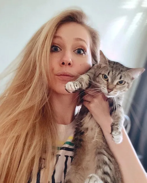 карина андоленко биография