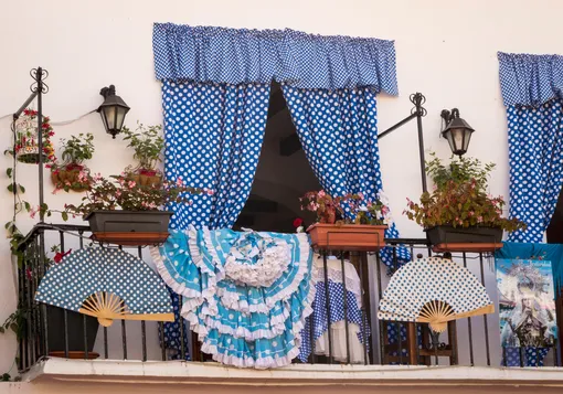 Что нельзя хранить на балконе фото