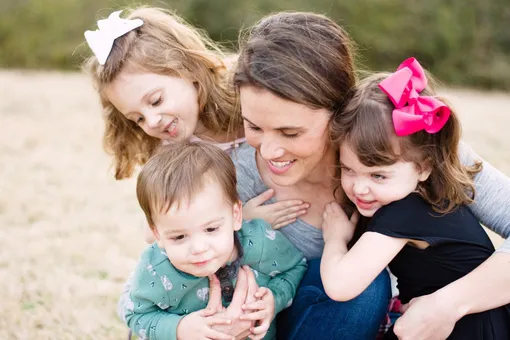 Письмо мужу: «У меня на кухне грязно, потому что я мама троих детей» Письмо мужу: «У меня на кухне грязно, потому что я мама троих детей»