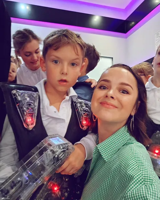 Наталия Медведева на дне рождении 8-летнего сына Ильи