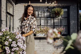 14 красивых цветов с фото, которые можно посадить этой осенью