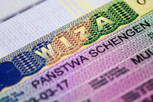 Страны ЕС отказались ужесточать выдачу виз россиянам