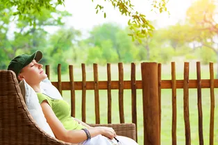 Кто может не платить налоги на дачу и квартиру в 2025 году