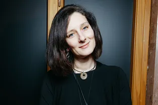 «Мне казалось, что меня воспринимали только как дочь Полищук»: исполнительница роли Раневской о родителях и комплексах