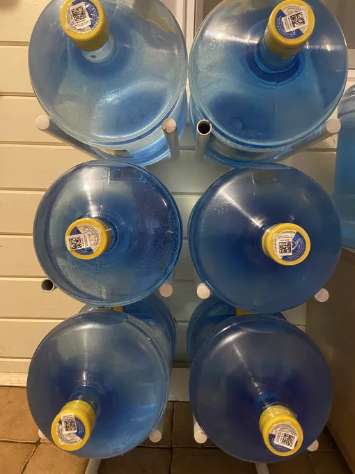 вода в бутылках вода в бутылках