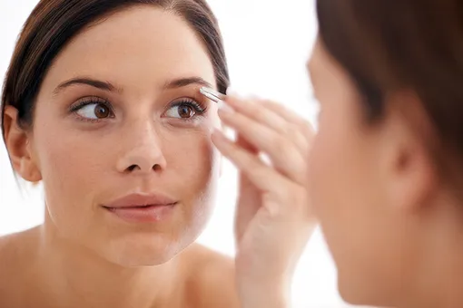 Делаем правильно: как не нужно выщипывать брови Делаем правильно: как не нужно выщипывать брови