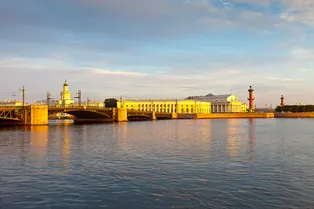 Центр Санкт-Петербурга перекрыли: причина Центр Санкт-Петербурга перекрыли: причина