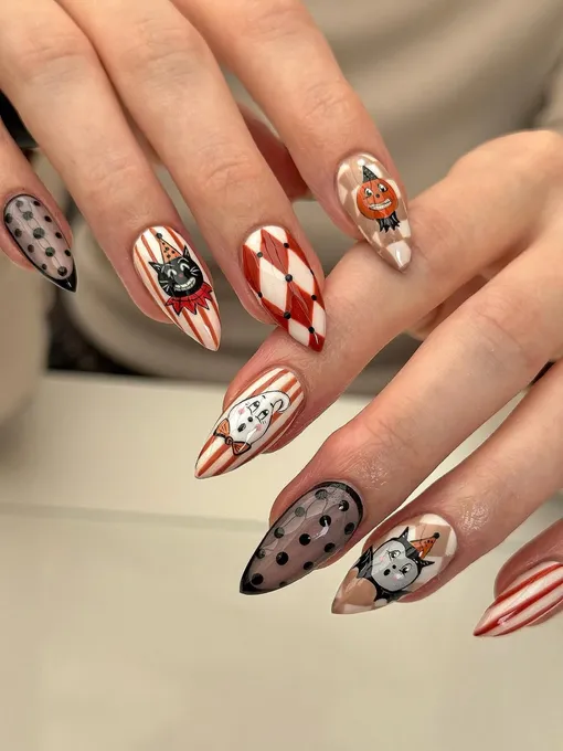 Маникюр на Хеллоуин 2025 года в цирковом стиле с клоунами
