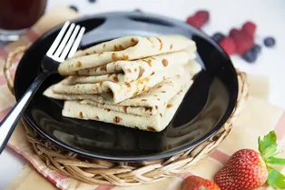 10 рецептов разных блинов: со шпинатом, без глютена и яиц, с припёком, на кефире 10 рецептов разных блинов: со шпинатом, без глютена и яиц, с припёком, на кефире