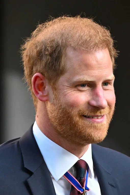 Роману Кемпу довелось пообщаться с принцем Гарри на садовой вечеринке Роману Кемпу довелось пообщаться с принцем Гарри на садовой вечеринке