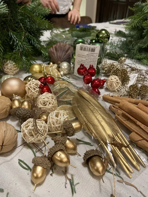 материалы для новогоднего венка