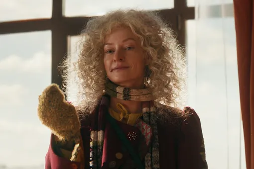 Седина в волосах и накладка на нос: Светлана Ходченкова сыграла Бабу Ягу