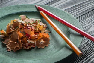 Карандаш и школьный ластик: 18 неожиданных мест, где они могут вам пригодиться