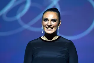 Елена Ваенга опубликовала видео из больницы, куда попала накануне