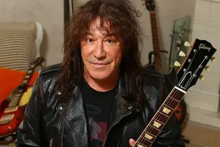 «Красотки девчонки и папа супер»: 64-летний Владимир Кузьмин выложил фото с семьей «Красотки девчонки и папа супер»: 64-летний Владимир Кузьмин выложил фото с семьей