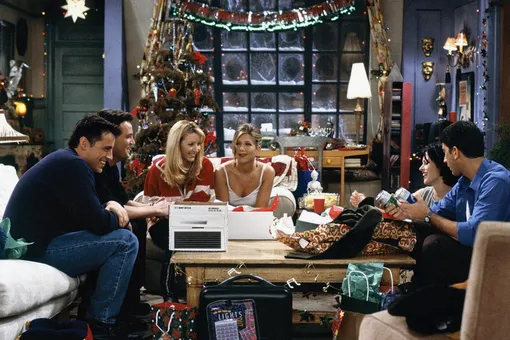 Новогодний лайфхак из сериала «Друзья»: как украсить крошечную кухню Новогодний лайфхак из сериала «Друзья»: как украсить крошечную кухню