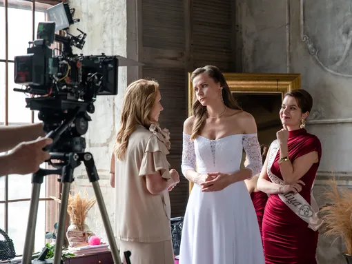 кадр из сериала «Замуж по расчету»