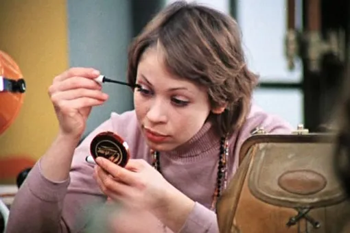 Back in USSR: как и чем красились наши мамы