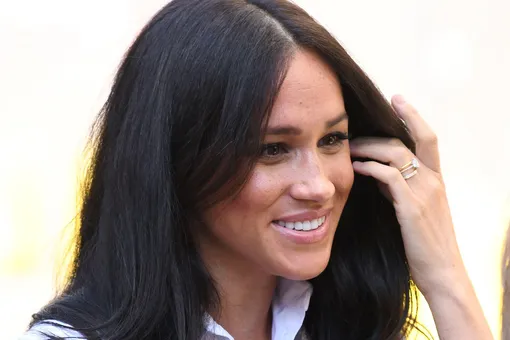 Меган Маркл в Лондоне 12 сентября 2019 года Помолвочное кольцо Меган Маркл