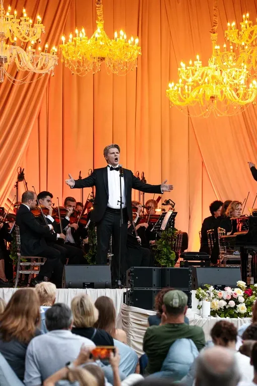 Александр Ханин