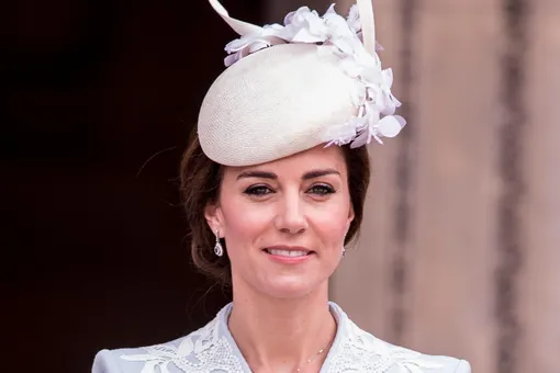 Кейт Миддлтон стала блондинкой: фото её нового образа разлетелось по Сети