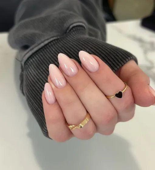 Клубничный молочный коктейль