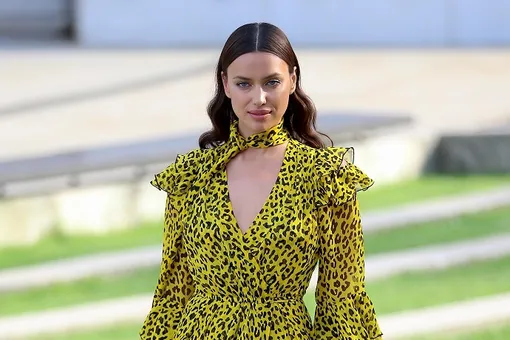 «Круче, чем Волочкова!» модель Ирина Шейк поразила поклонников откровенным фото «Круче, чем Волочкова!» модель Ирина Шейк поразила поклонников откровенным фото