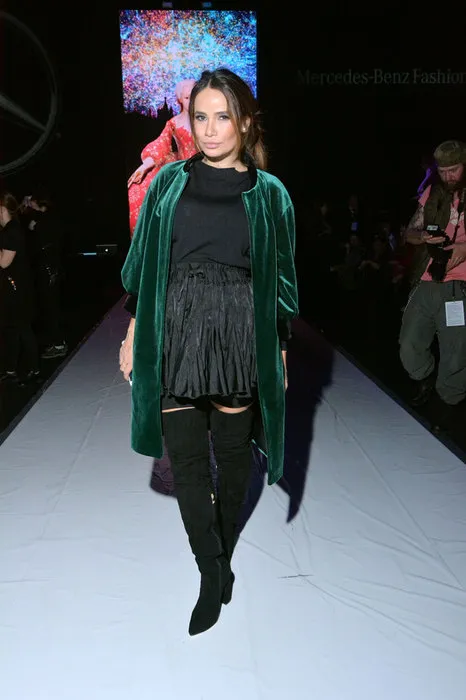 Айза Анохина