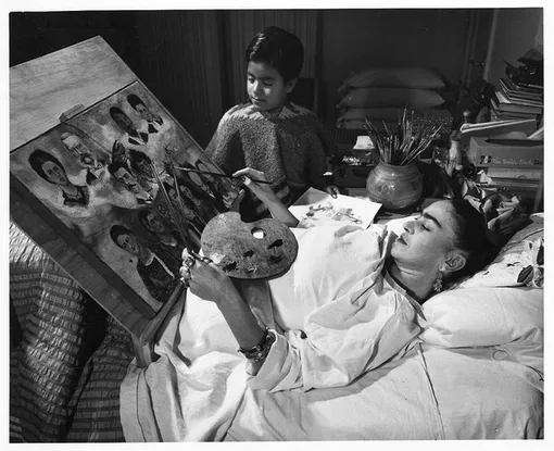 Фрида Кало за работой