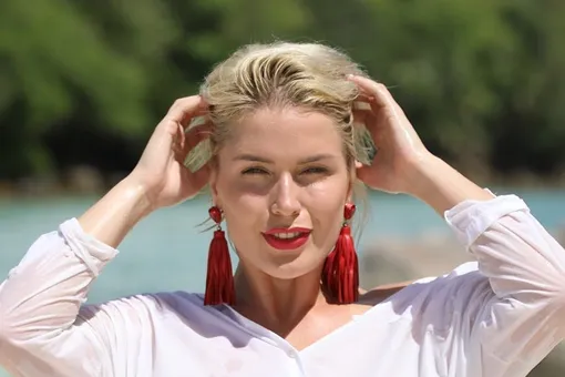 «Меня унижали, били, душили»: участница «Дома-2» вернулась на проект через 6 лет и не узнала его