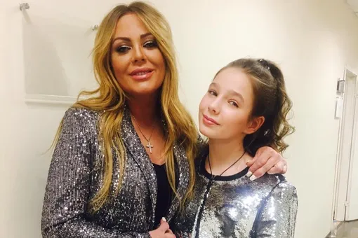 «Всё больше похожа на маму»: 18-летняя дочь Юлии Началовой растрогала поклонников новыми фото «Всё больше похожа на маму»: 18-летняя дочь Юлии Началовой растрогала поклонников новыми фото