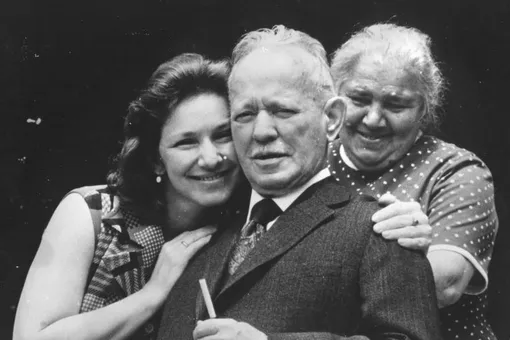 Стала филологом, вырастила двоих детей: что известно об умершей младшей дочери Михаила Шолохова Стала филологом, вырастила двоих детей: что известно об умершей младшей дочери Михаила Шолохова