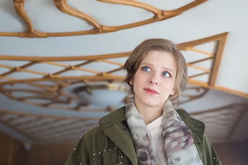 Фото: кадр из фильма «Проклятый чиновник». Режиссер Сарик Андреасян. «Кинокомпания братьев Андреасян» Фото: кадр из фильма «Проклятый чиновник». Режиссер Сарик Андреасян. «Кинокомпания братьев Андреасян»