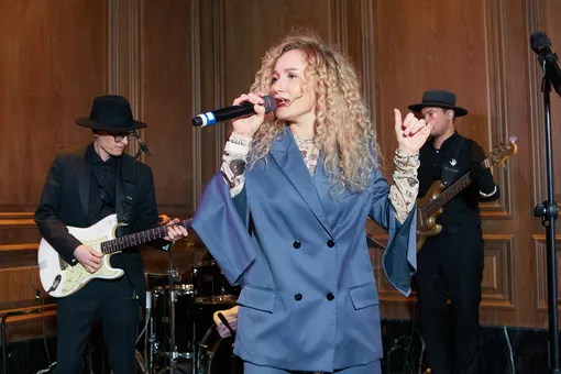 Сезон открыт: звёзды посетили презентацию модного бренда Сезон открыт: звёзды посетили презентацию модного бренда