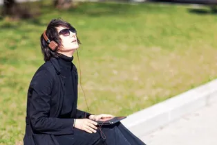 У Земфиры появились долги за неуплату штрафов