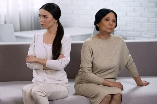 «Мама, уйдите из кухни»: невестка из-за еды заявила на свекровь в полицию «Мама, уйдите из кухни»: невестка из-за еды заявила на свекровь в полицию