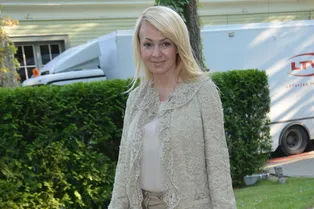 Яна Рудковская выставила на продажу куртку Евгения Плющенко