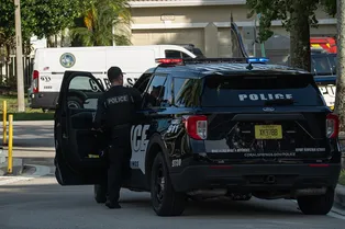 Мужчина застрелил минимум четырёх человек на детском празднике: ещё 10 пострадали Мужчина застрелил минимум четырёх человек на детском празднике: ещё 10 пострадали