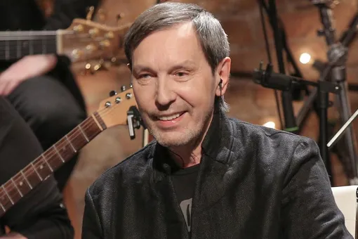 «Дочка такая хорошенькая в детстве»: Николай Носков выложил архивное семейное видео «Дочка такая хорошенькая в детстве»: Николай Носков выложил архивное семейное видео