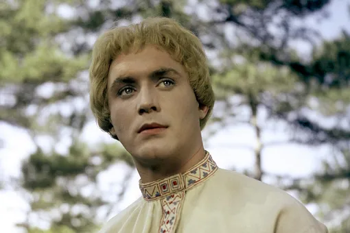 Тюрьма и пять инсультов: как сложилась жизнь красавца Ивана из «Морозко» Тюрьма и пять инсультов: как сложилась жизнь красавца Ивана из «Морозко»