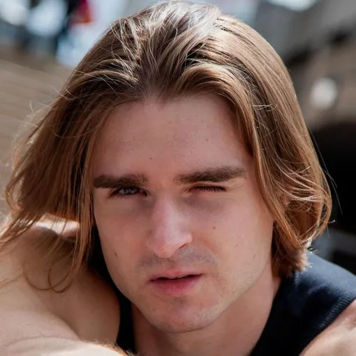 сын лагашкина и сутуловой как выглядит