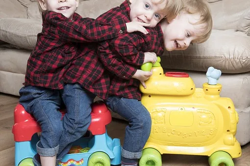 Самые маленькие тройняшки в мире, которые когда-либо выжили Самые маленькие тройняшки в мире, которые когда-либо выжили