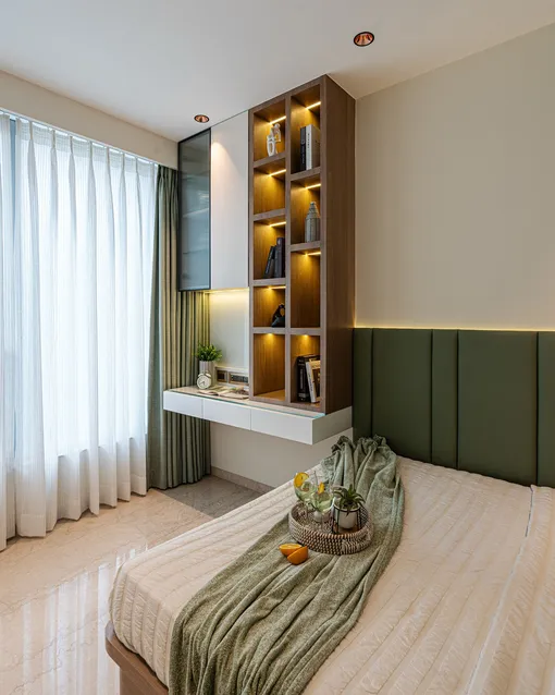 Разделение кровати и рабочего места в спальне