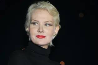 «Жду, что дочь начнет шить»: Рената Литвинова о жизни в Европе